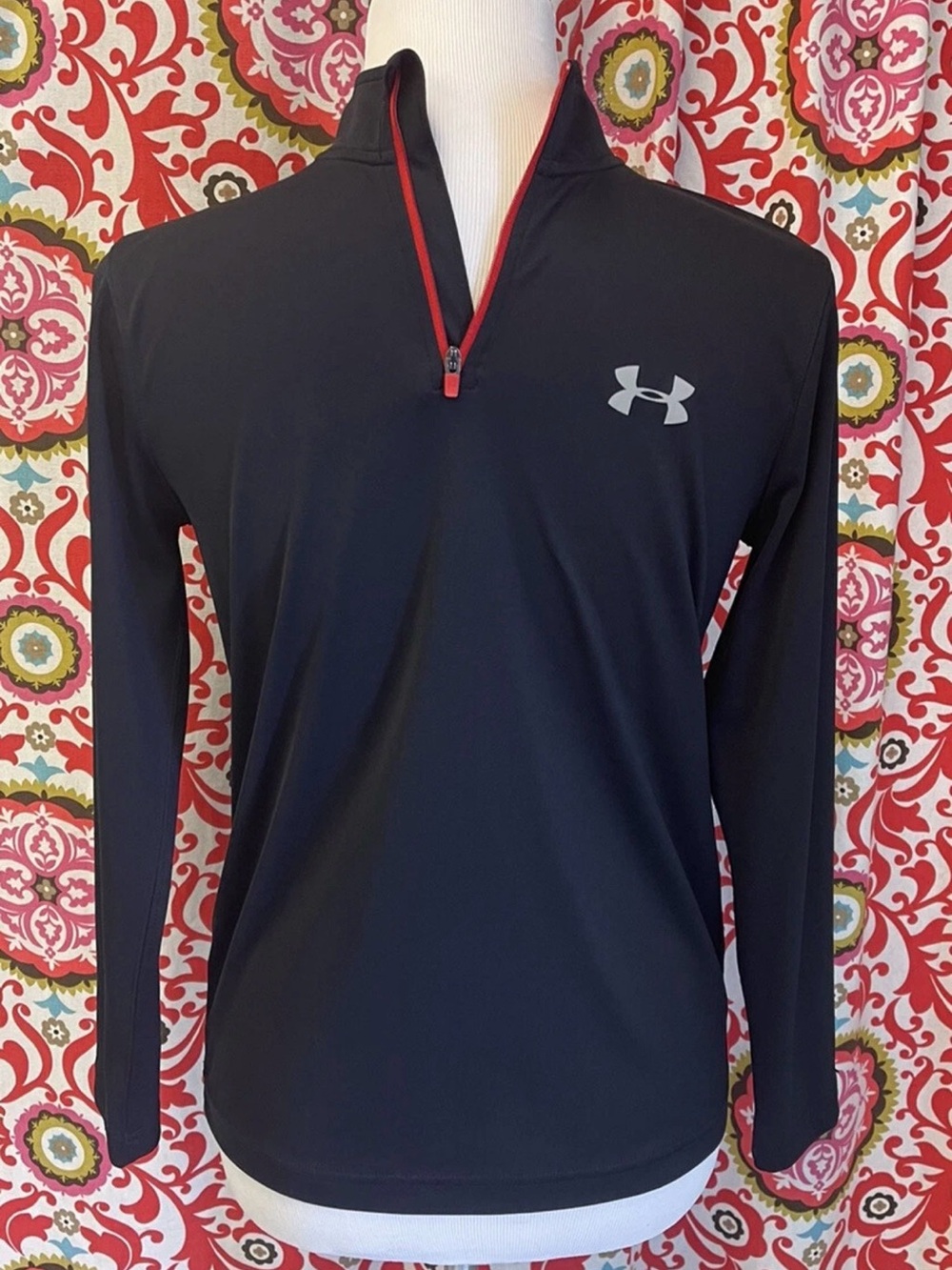 Under Armour Boys Black Loose Fit Hear Gear Quarter Zip Shirt